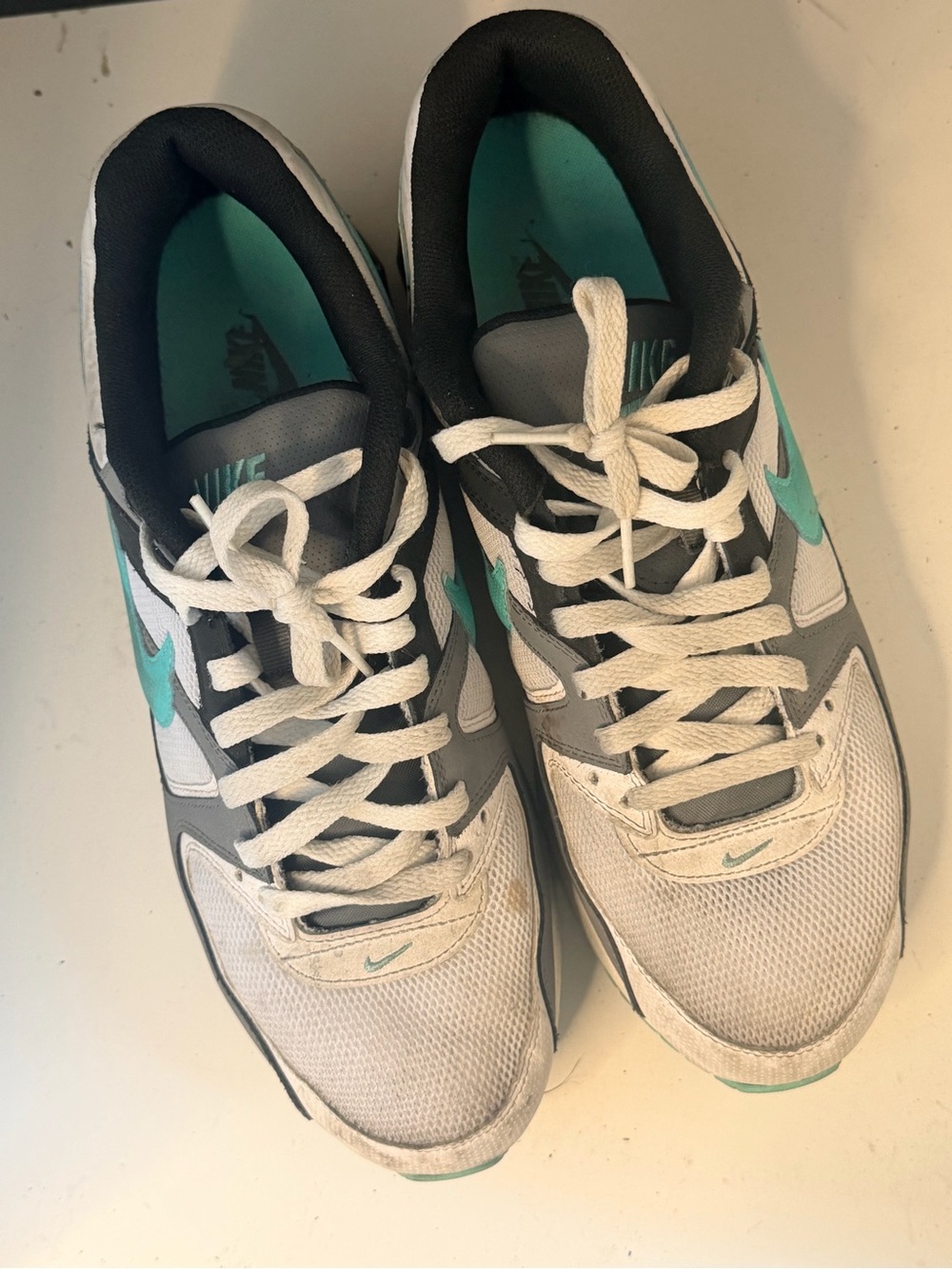 Nike Air Max White Gray Teal Athletic Sneakers